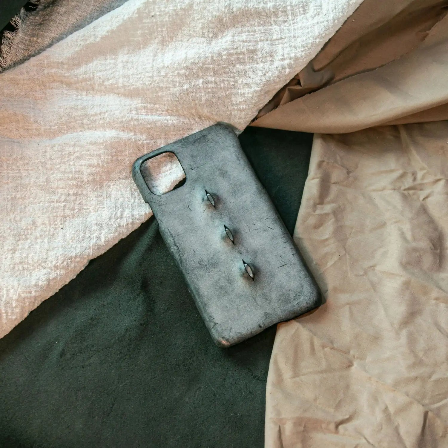 iPhone 15 Pro Case | 3D Eye - Handmade Leather