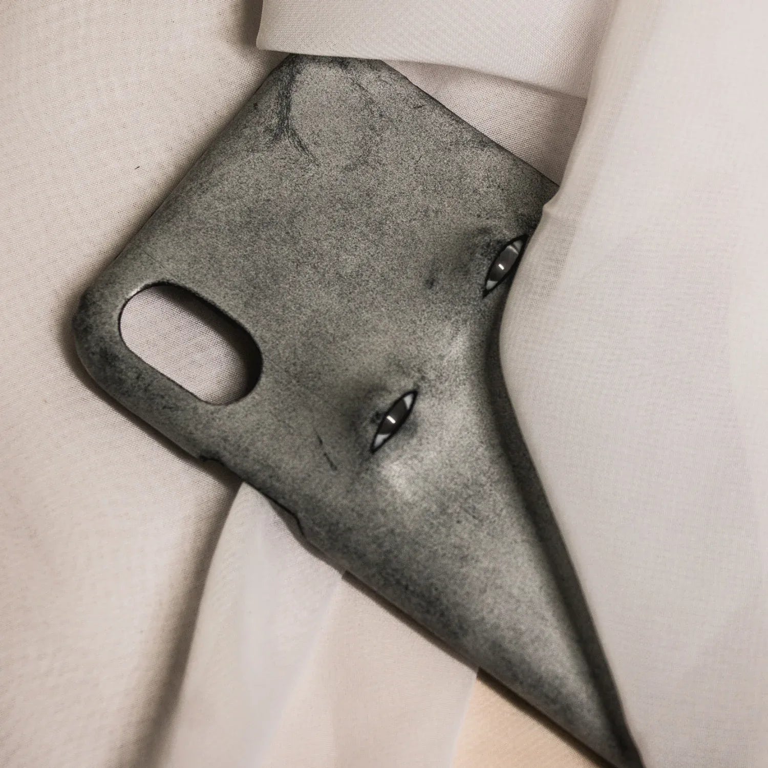 iPhone 15 Pro Case | 3D Eye - Handmade Leather